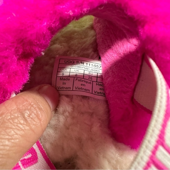 UGG Girls' Fluff Yeah Logo Detail Slide Slippers Multicolor Pink Size 9 - Picture 11 of 11